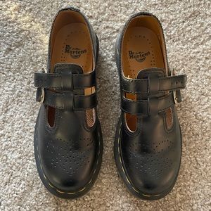 Dr Martens 8065 Mary Janes